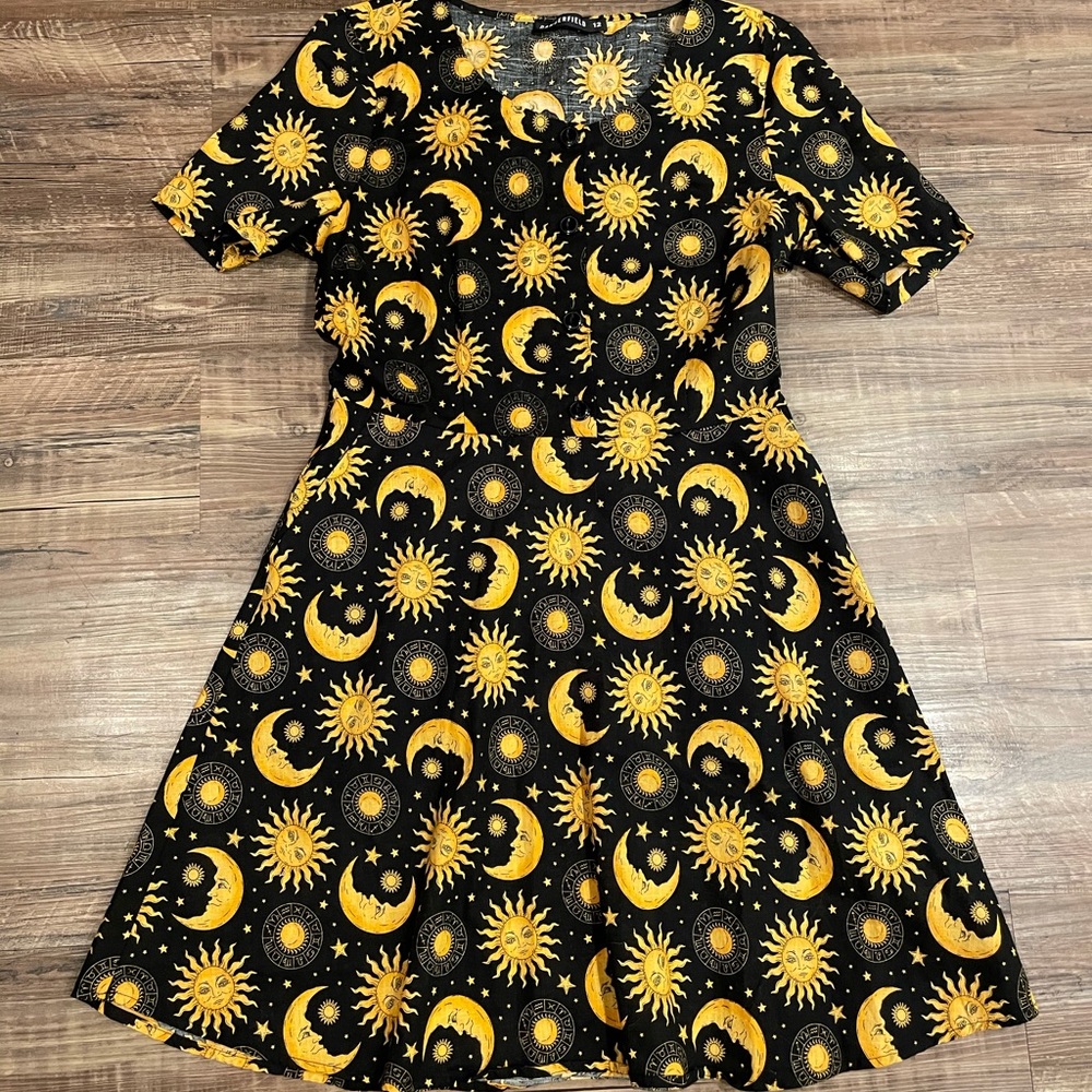 ModCloth Dangerfield AU12 Sun Moon Stars Dress